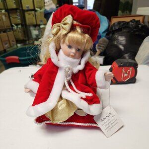 Christmas Vintage Annalette Classic Treasures Musical Animated Porcelain Doll